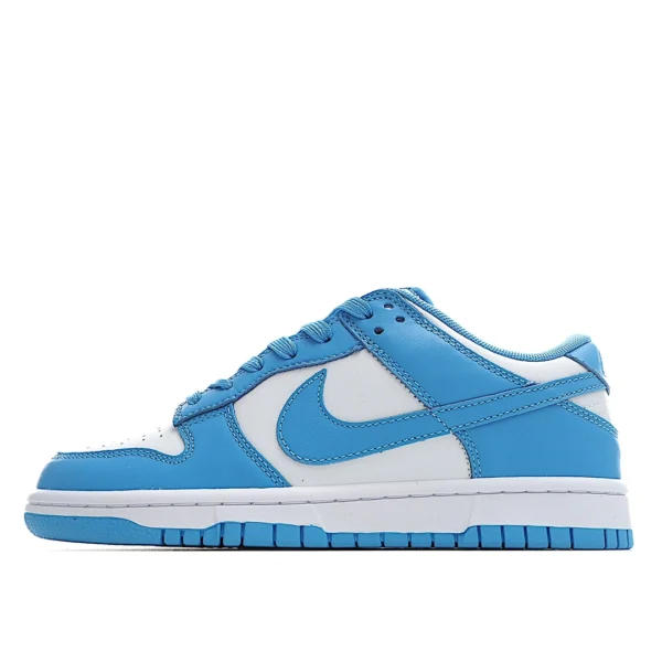 Nike Dunk Low UNC